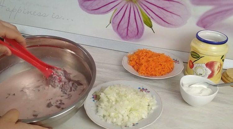 How to cook chicken liver in sour cream