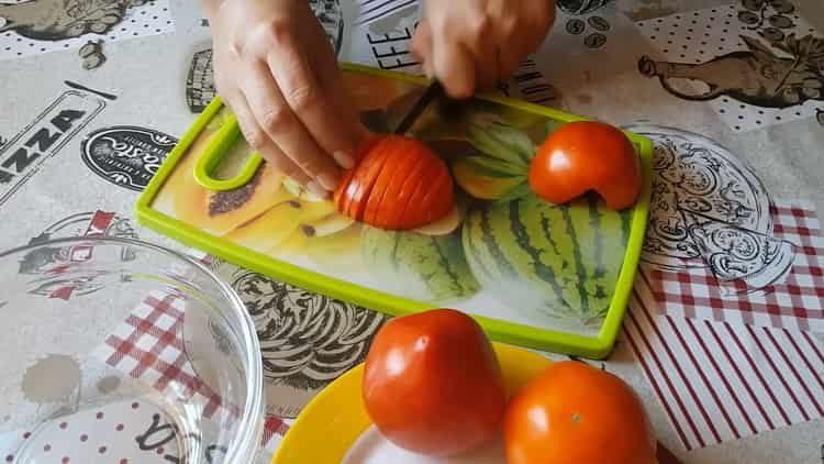 For cooking, chop the tomatoes