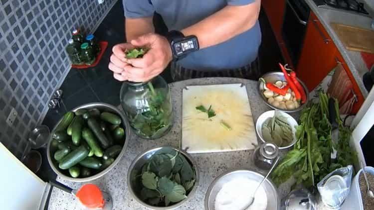 Prepara los ingredientes para cocinar.