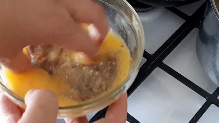 For cooking, put the liver in the paste