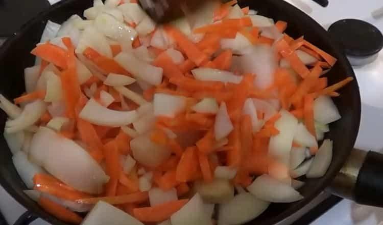 freír verduras para cocinar