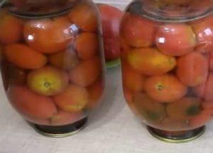 Delicious pickled tomatoes with citric acid