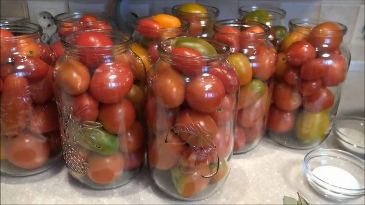 put the tomatoes in jars