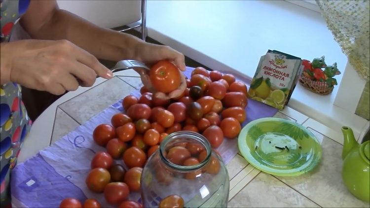 prepare tomatoes