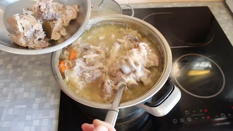 Retirez la viande pour la cuisson.