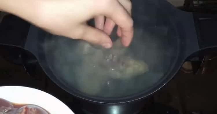 Cooking a roll of liver