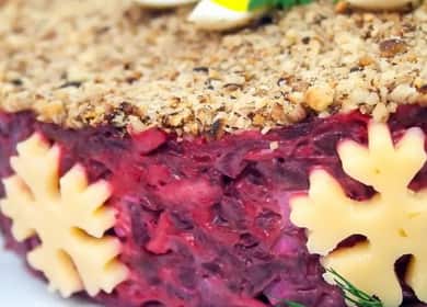 Beetroot salad with garlic and cheese 🥗