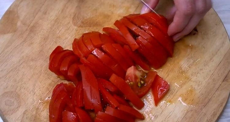 hacher les tomates
