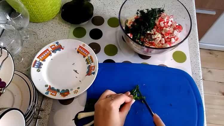 Para cocinar, corte las verduras