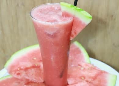 The recipe for a delicious watermelon smoothie 🍉