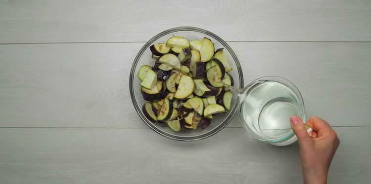 fill eggplant with water