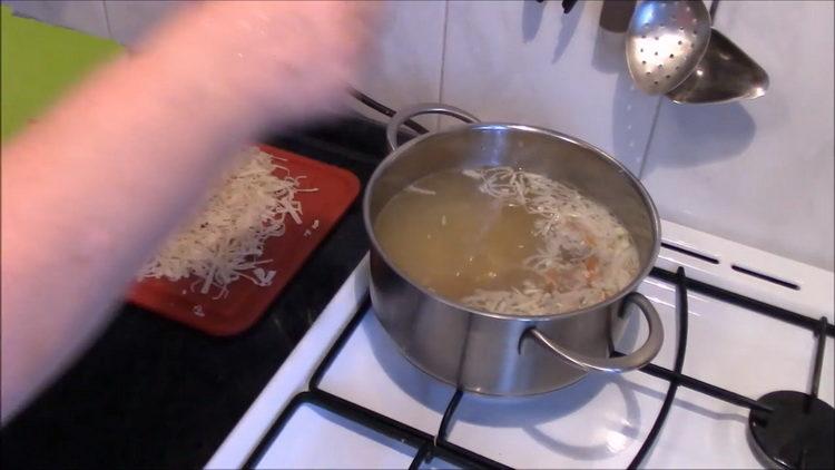 Ajouter les ingrédients pour cuisiner