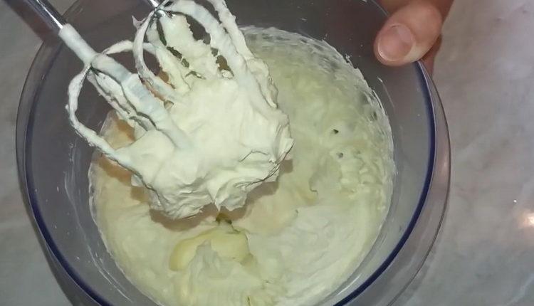 To make a cake, make a cream