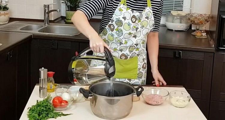 Cooking minced meat with eggplant