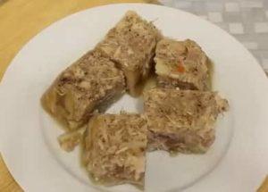 Cuisses de porc et poulet en gelée: une recette pas à pas avec des photos