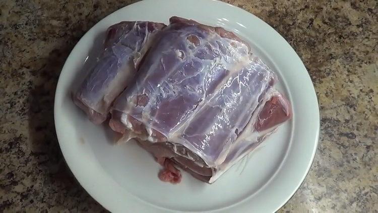 Kako kuhati goveđe jeleno meso: jednostavan recept