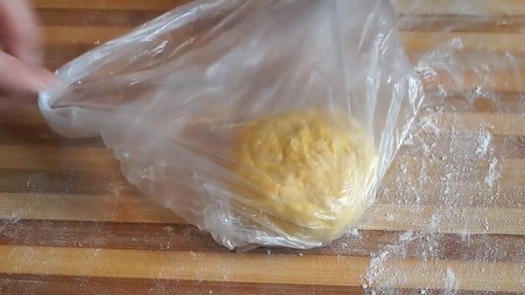 For cooking, put the dough in a bag