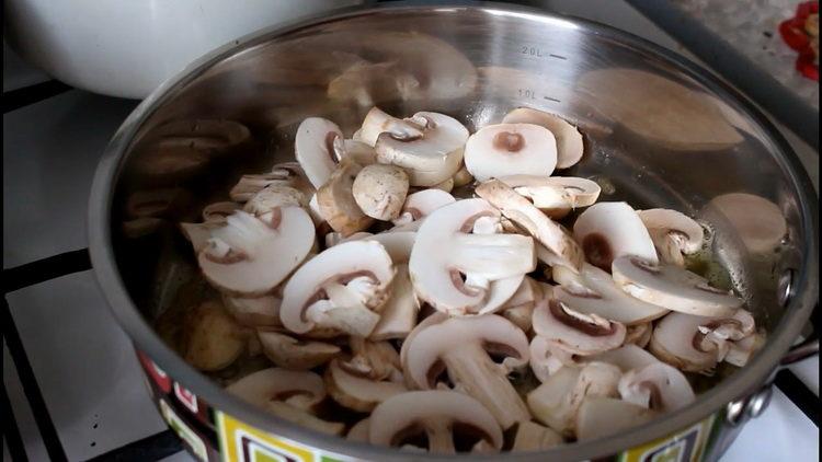 faire frire les champignons