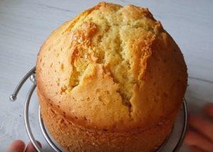 We bake a high sponge cake on kefir according to a step-by-step recipe with a photo.