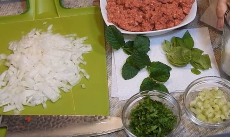 Finely chop the onion, celery.