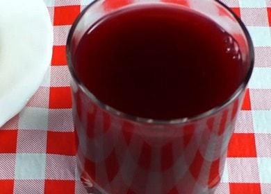 How to cook homemade jelly  from berries