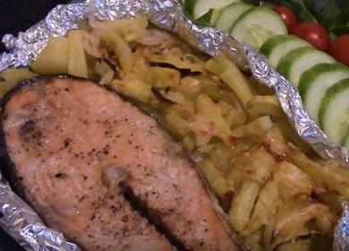 How to cook delicious  fish chum salmon with potatoes in the oven