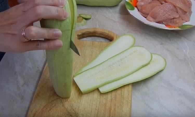 Zucchini cut into thin plates.