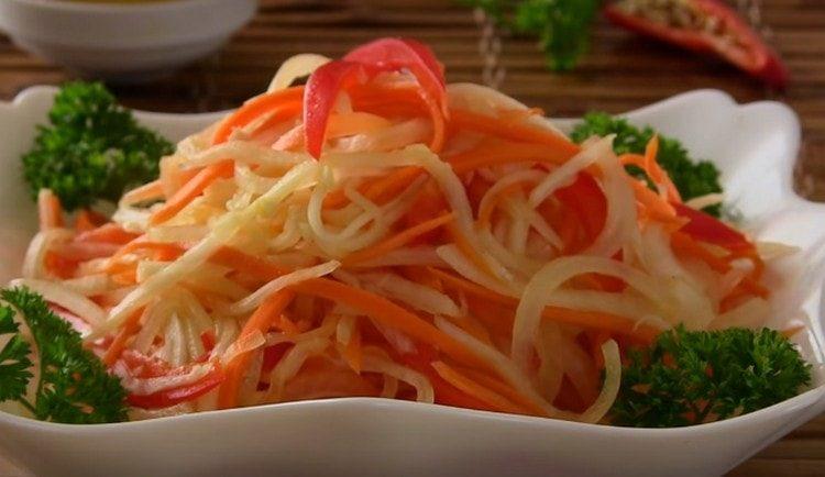 This is the most delicious daikon salad you can cook at home!