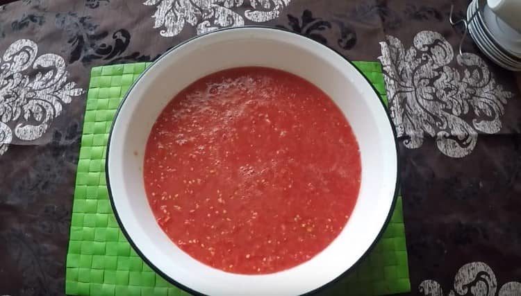 Pass tomatoes through a meat grinder.