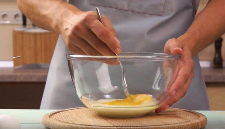 Stir condensed milk with the egg.
