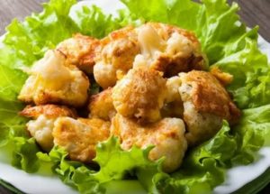 delicious and tender cauliflower fried in a pan: cook according to the recipe with a photo.