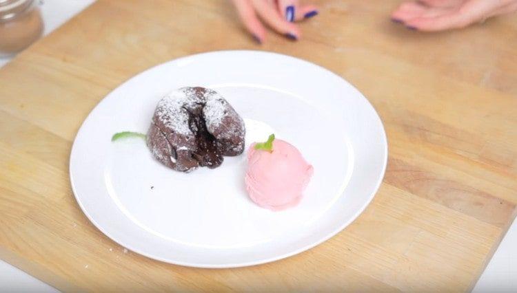 using this recipe, you yourself can bake a luxurious chocolate fondant