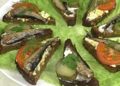 Funky sandwiches with sprats