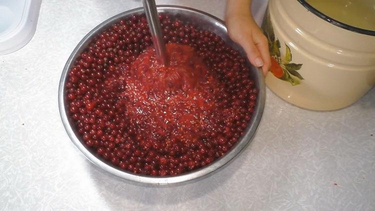chop berries