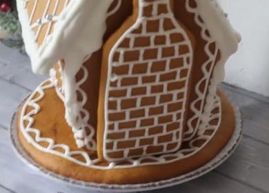 A very simple gingerbread house  - everyone will succeed