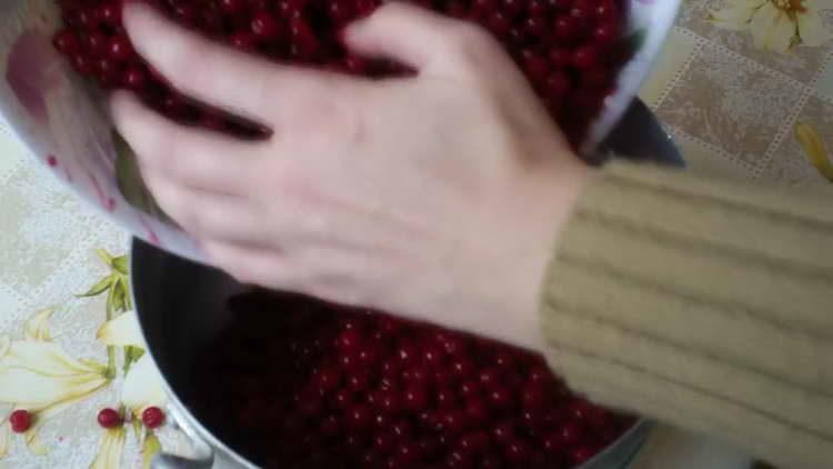 pour the berries into the pan