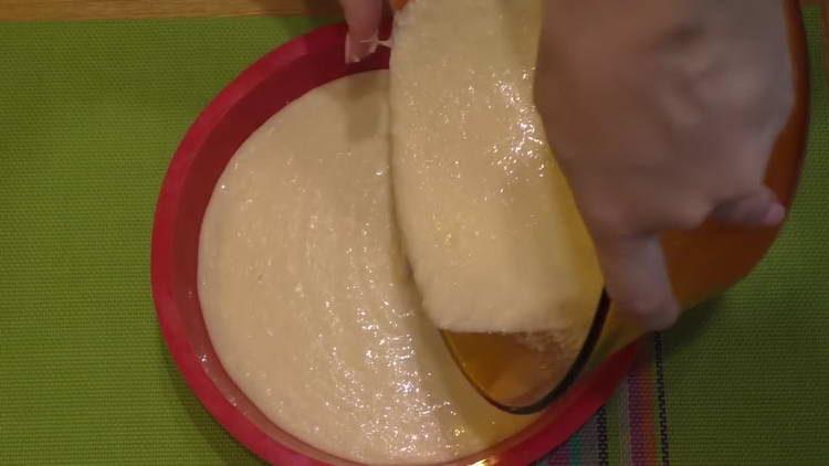 pour the dough into the mold
