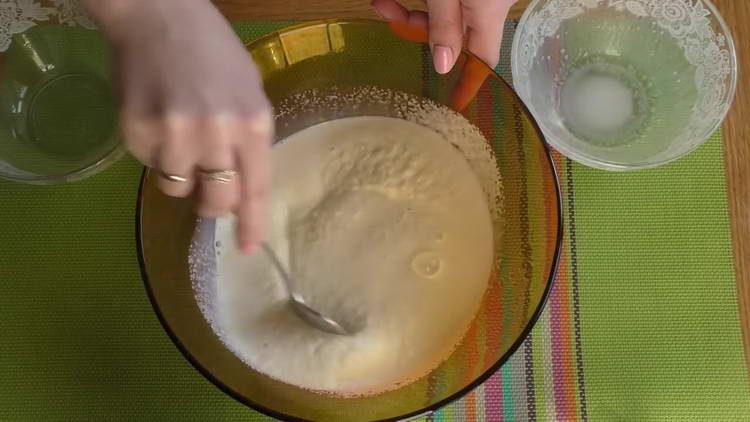 mix semolina and milk