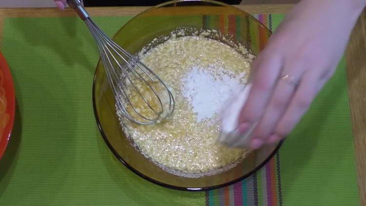 pour the baking powder into the dough
