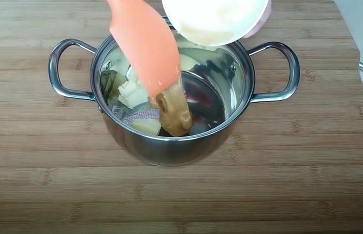 mix honey and sour cream