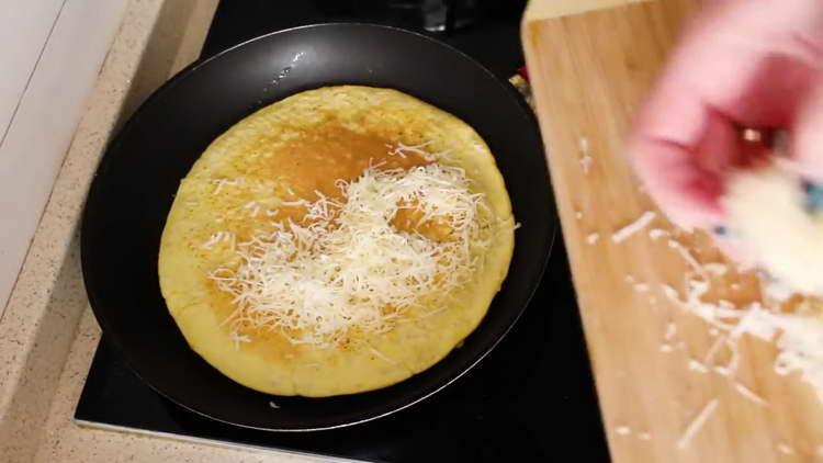 sprinkle with cheese pancake