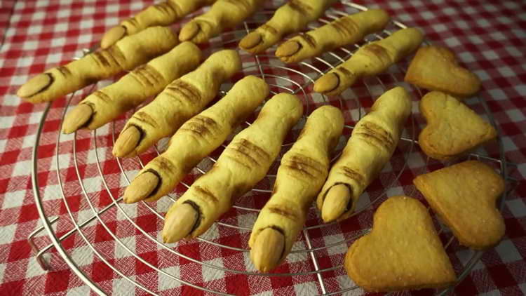 cookies witch fingers