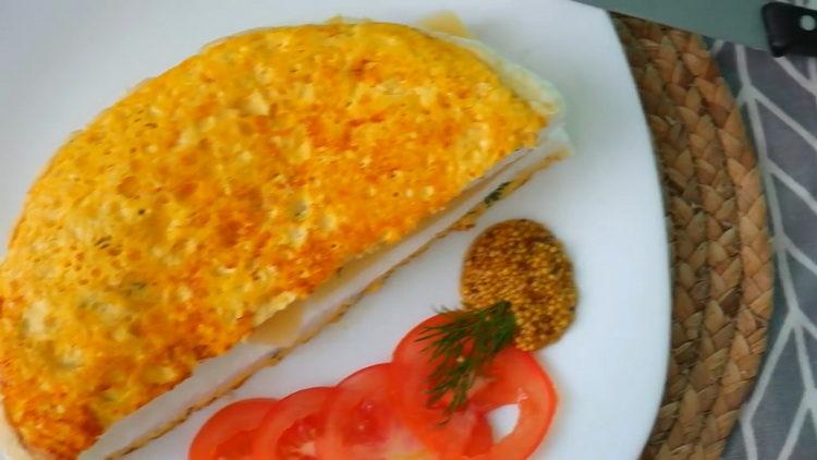 cook an omelet