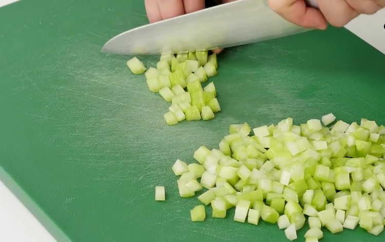 chop celery