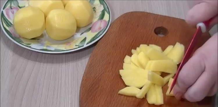 randomly chop potatoes