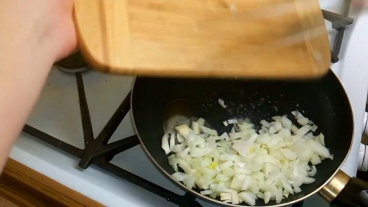 freír las cebollas