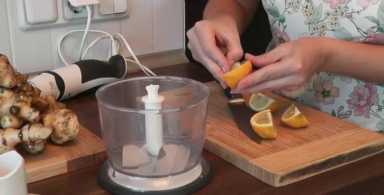 cut lemon into slices