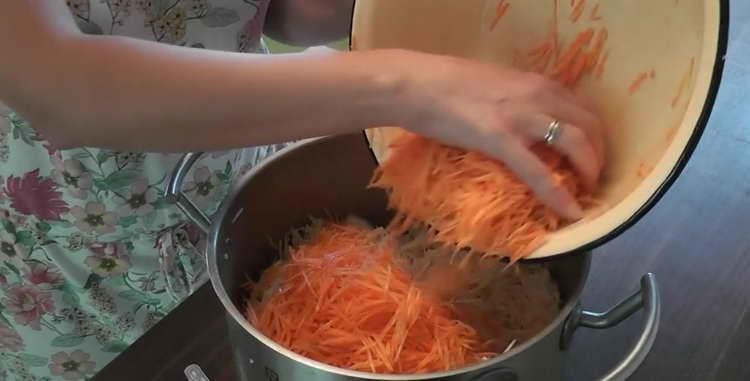 mélanger les carottes et le topinambour