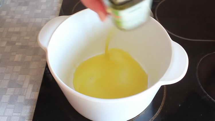 pour oil into the pan