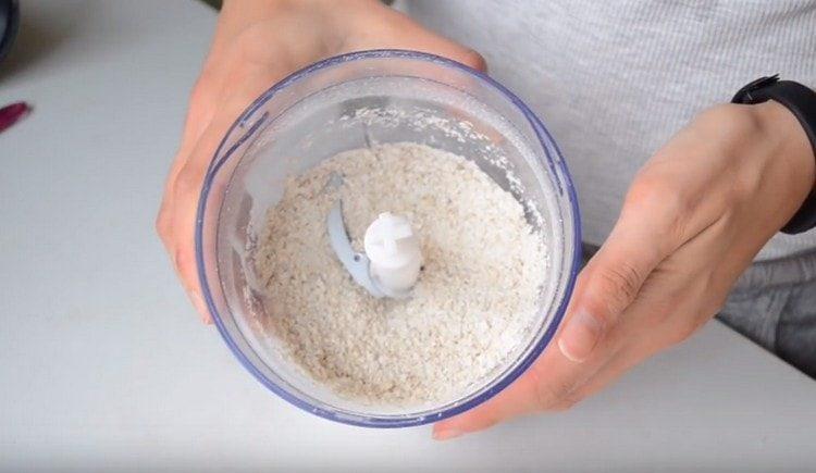 grind the cooled flakes with a blender.